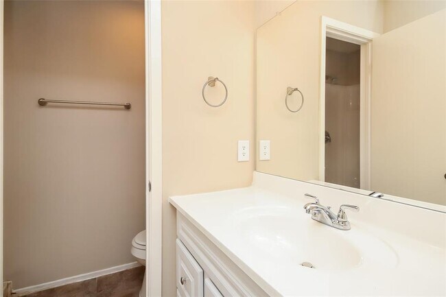 Building Photo - 10307 Rancho Bernardo Ln