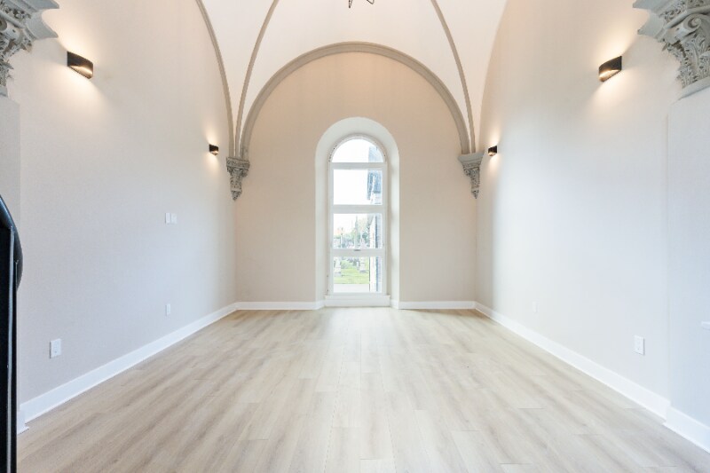 Building Photo - 1030 N 48th St