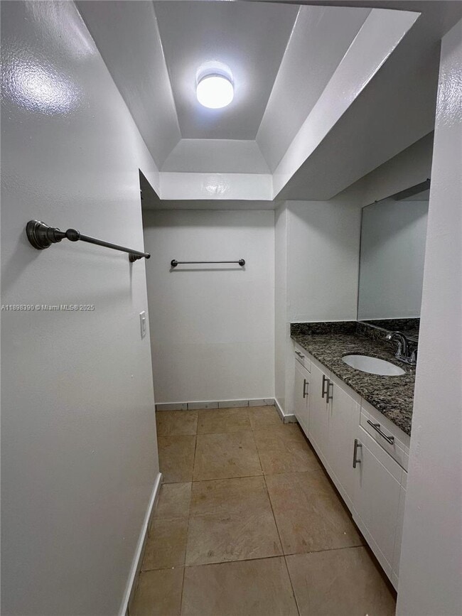 Building Photo - 9064 Collins Ave