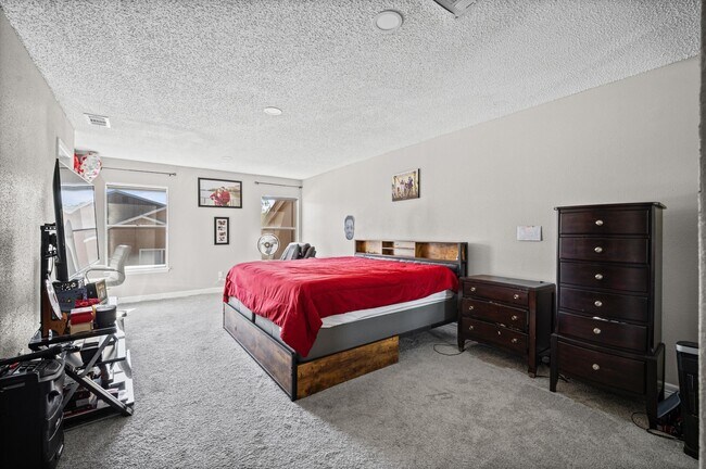 Building Photo - 6171 Dryad Dr