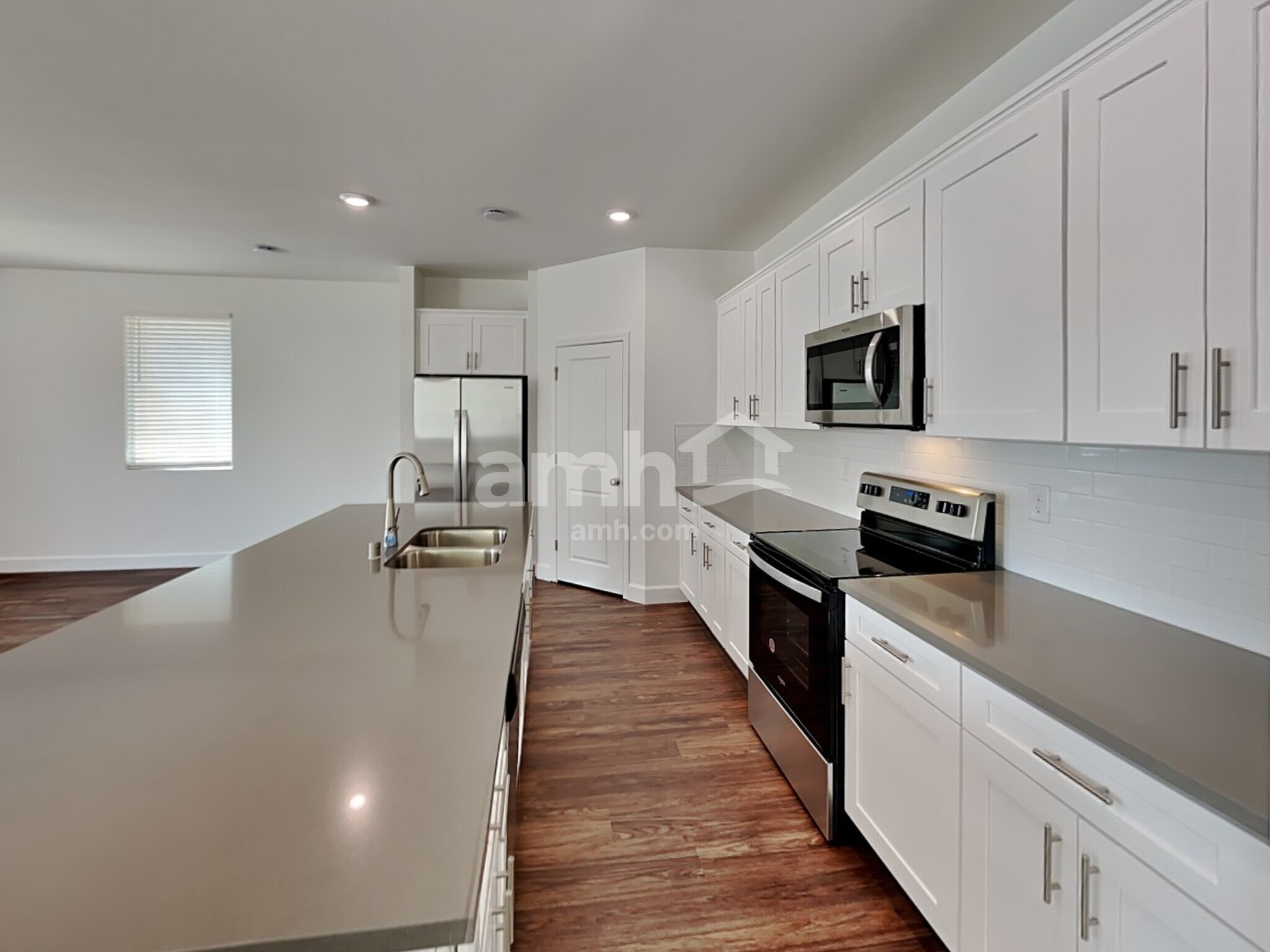 Building Photo - 9158 Ribbon Mdw Ct