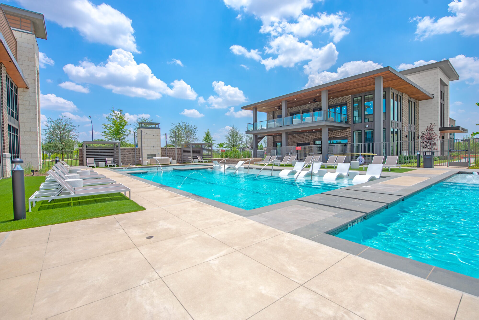 Resort Style Pool - 749 Ipswich Ave