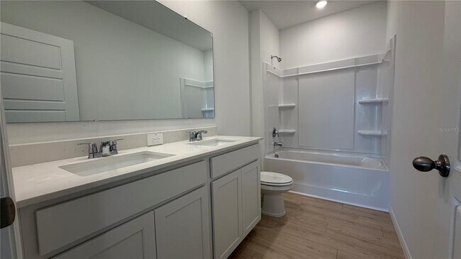 Building Photo - 5152 Native Mile Lp