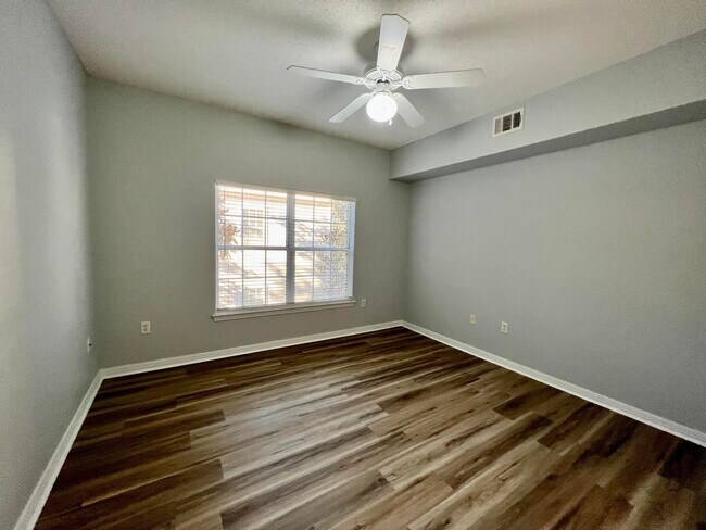 Building Photo - 1501 Partin Dr N