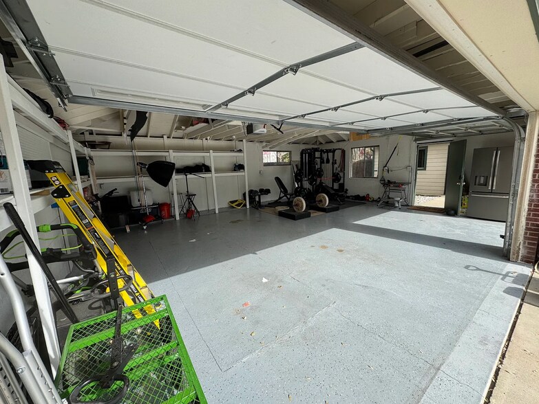 Building Photo - 4431 Fillmore St