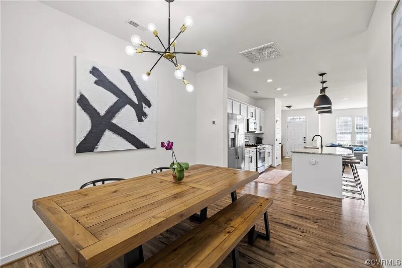 Building Photo - 227 Hanging Fern Alley