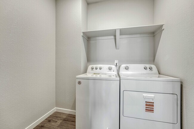 Building Photo - 13881 Bunny Hop Ln