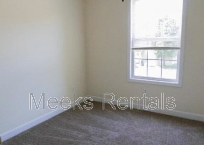 Building Photo - 36 Mill Rd