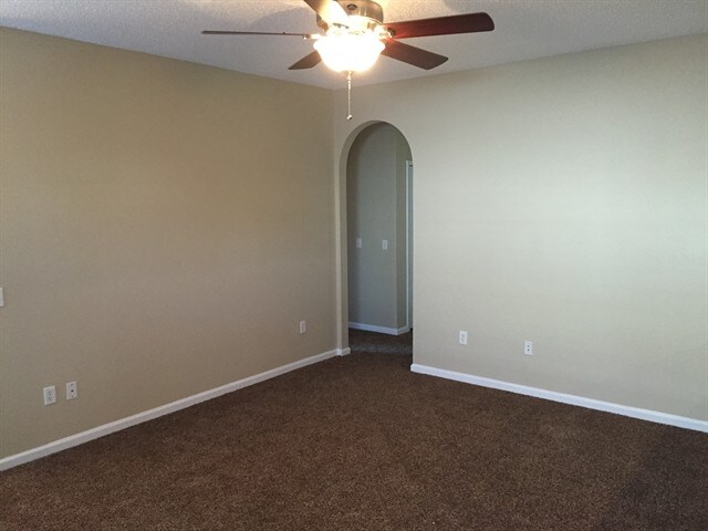 Building Photo - 26 Hartland Ct