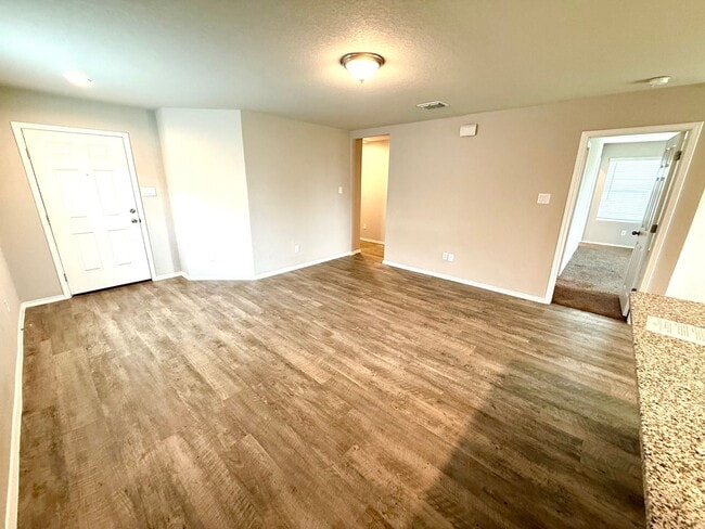 Building Photo - 7614 Crestway Ridge