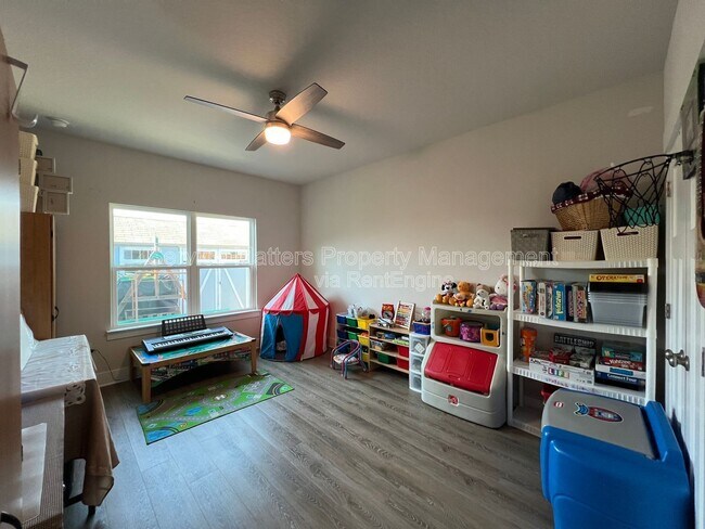 Building Photo - 6166 Forest Bay Ave