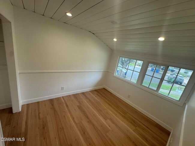 Building Photo - 22359 Lanark St