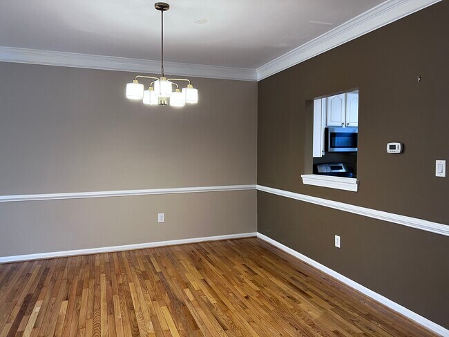 Building Photo - 2222 Journet Dr