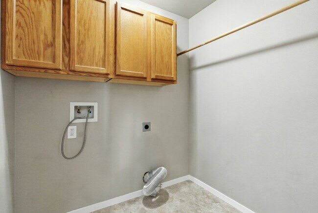 Building Photo - $2,245.95, 3 Beds - 3.5 Bath, Single Family Home in Colorado Springs with 2-Car Detached Garage!