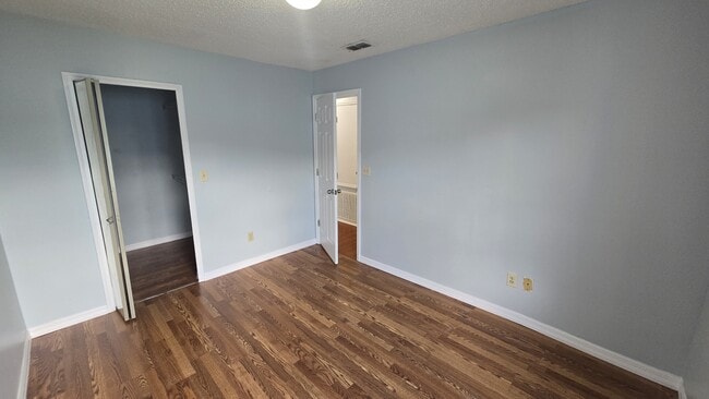 Building Photo - 2747 N Poinciana Blvd