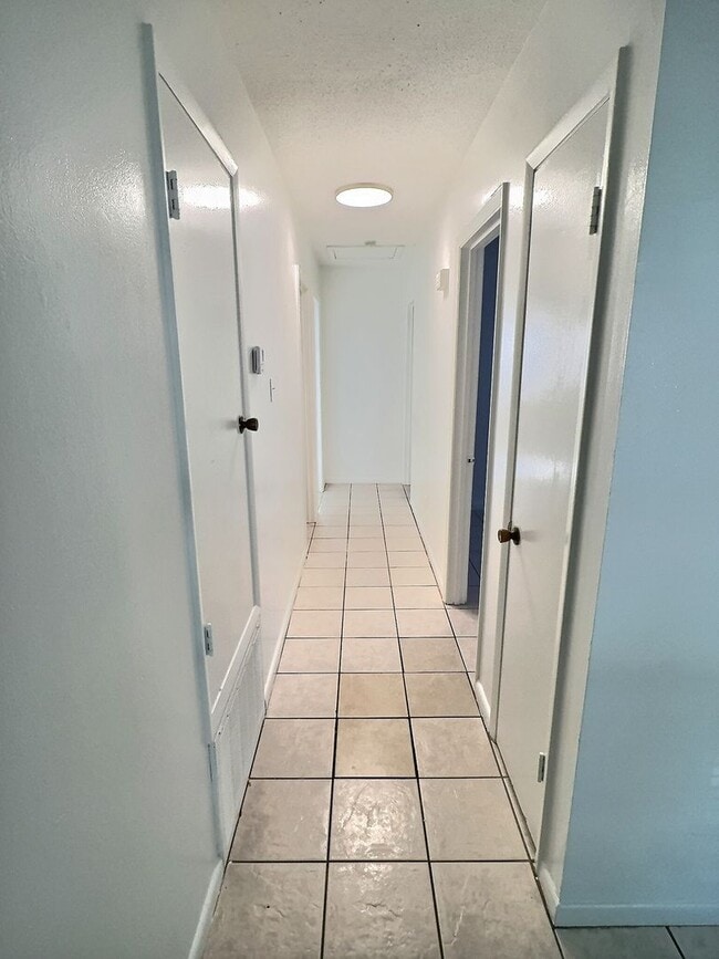 Building Photo - 3-Bedroom Home Near Downtown Ocean Springs in the Golf Cart District