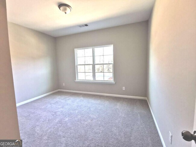 Building Photo - 4376 Waxwing St