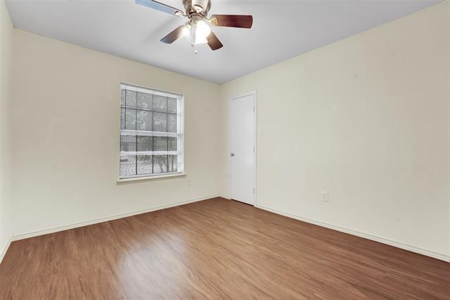 Building Photo - 710 W Embercrest Dr