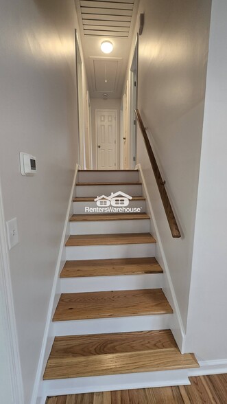 Building Photo - 3437 Stanford Cir