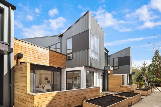 Building Photo - Net Zero Townhome on Bainbridge Island — 3 Bed | 2.25 Bath | 1,813 SqFt at The Trillium