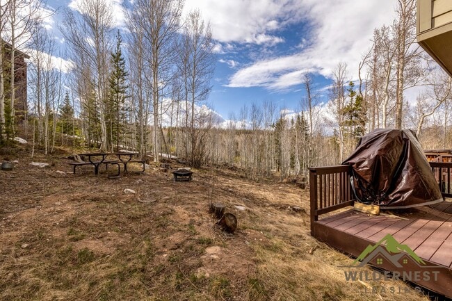 Building Photo - Furnished Pet Friendly Summer Rental