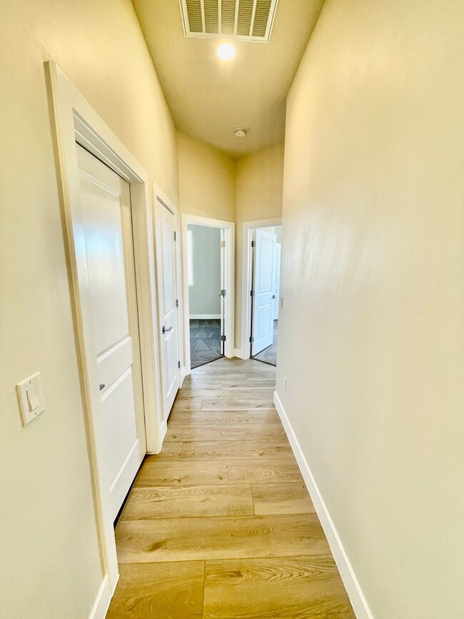 Building Photo - Four-Bedroom Home Near Shooting Star Park in Washington Fields