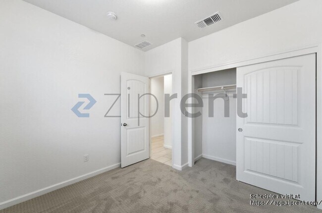 Building Photo - 4612 Irma Dr