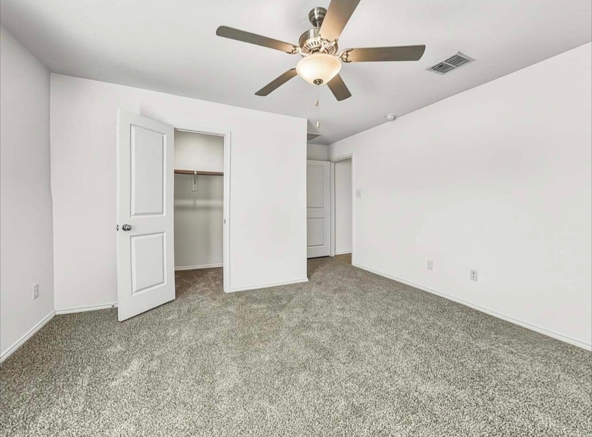 Building Photo - 10543 Sewell Cir