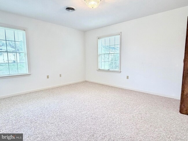 Building Photo - 78 Brook Creek Rd