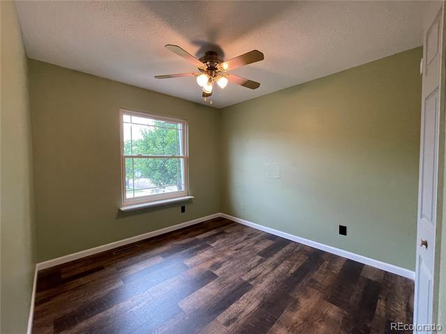 Building Photo - 954 Oakwood Dr