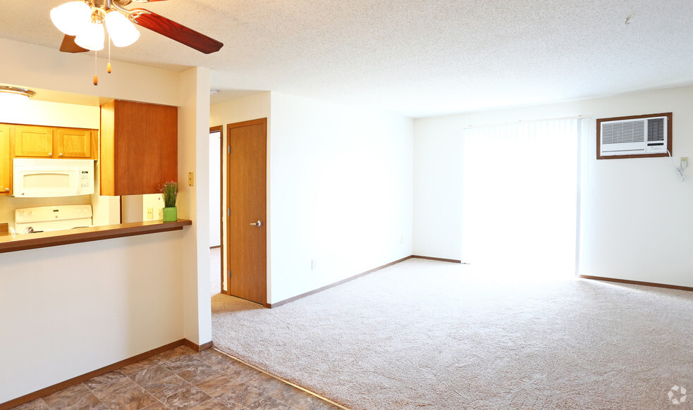 Living Room - Prairie Winds Apartments