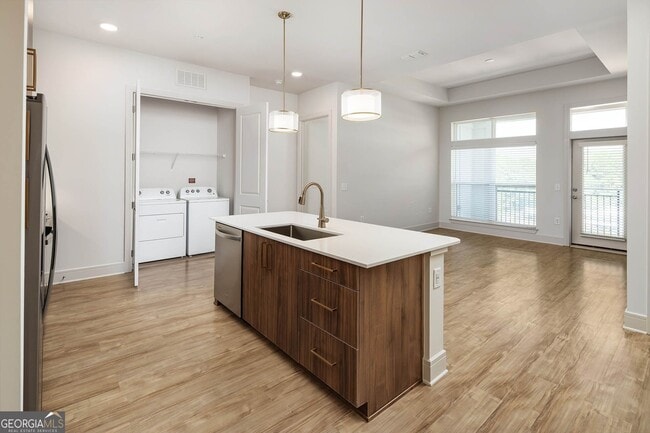 Building Photo - 2124 American Wy