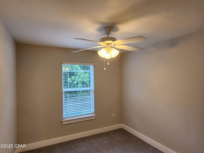 Building Photo - 9024 Banyan Beach Dr