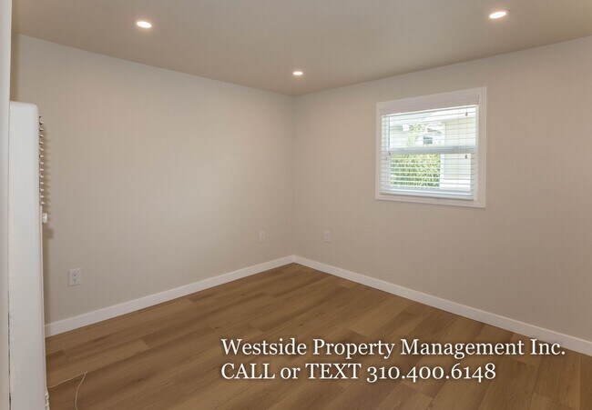 Building Photo - 316 Ximeno Ave