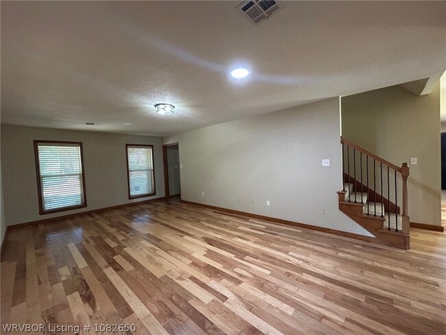 Building Photo - 1450 N Ulmer St
