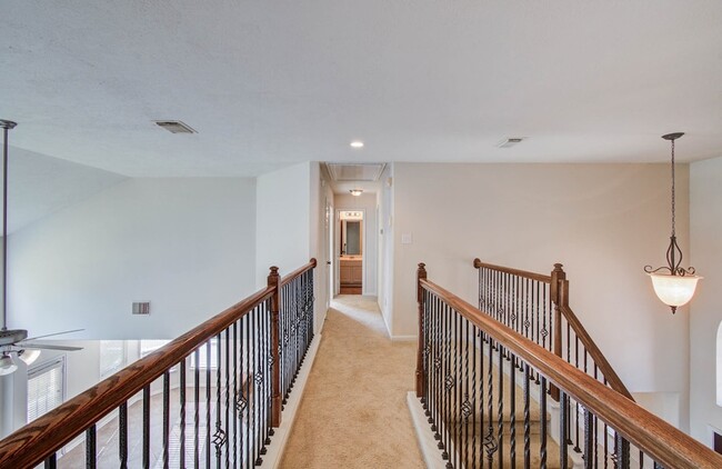 Building Photo - 5122 Raven Forest Ln