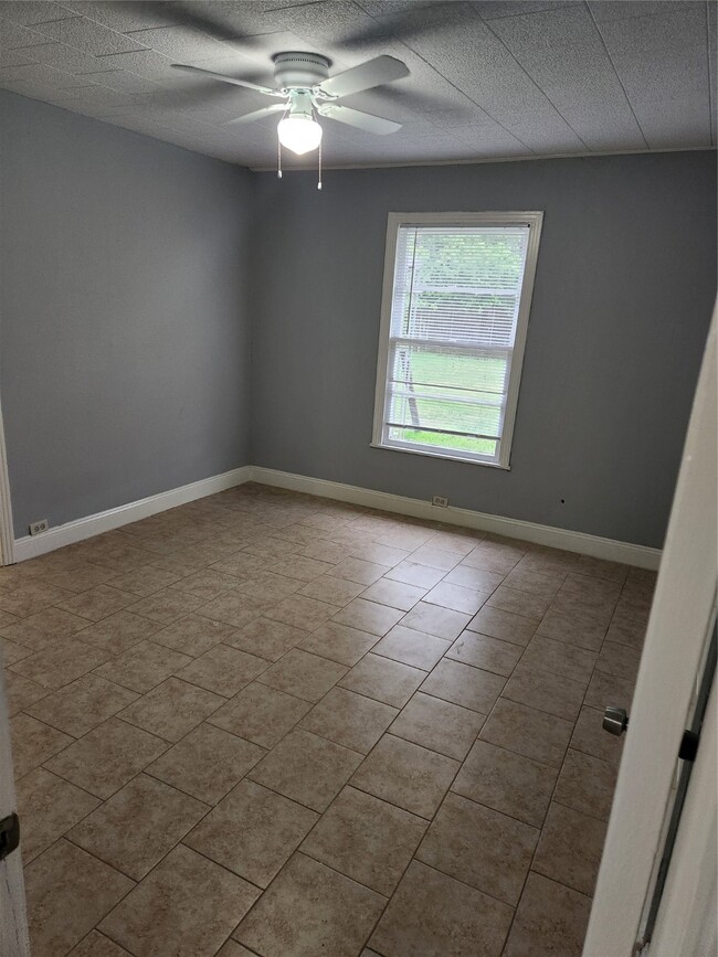 Building Photo - 1705 Frost St