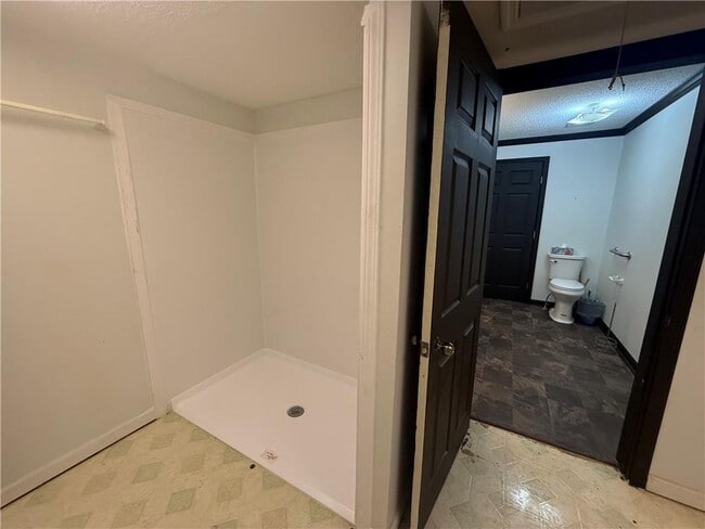 Building Photo - 4861 Hopewell Church Rd