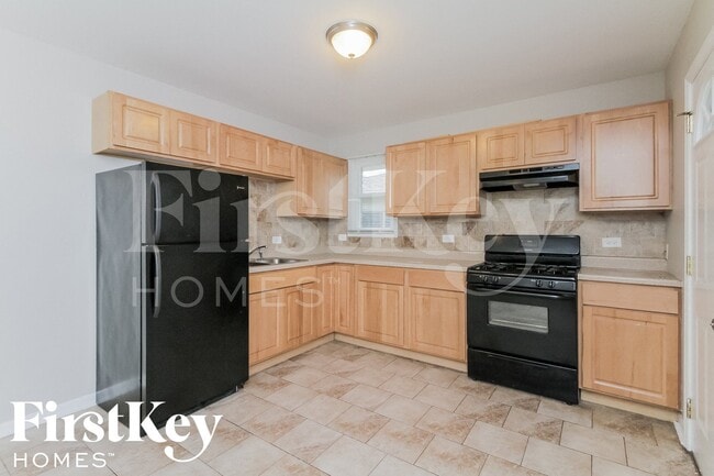 Building Photo - 4351 Scott St