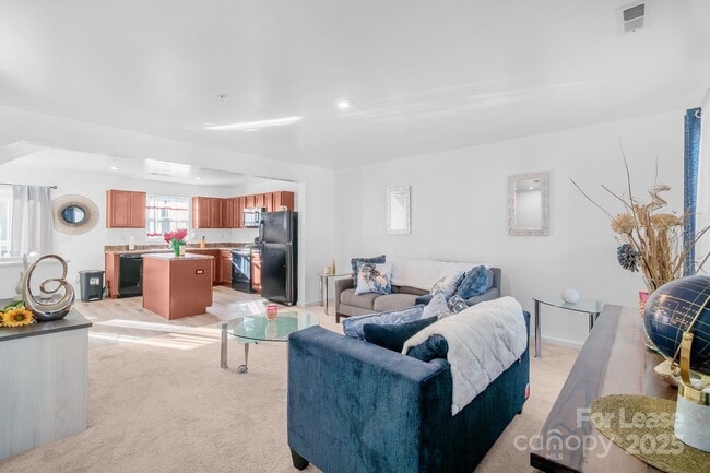 Building Photo - 2715 Sydney Overlook Ln