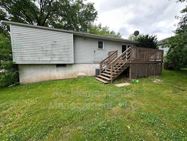 Building Photo - 17820 E Greentree Ave