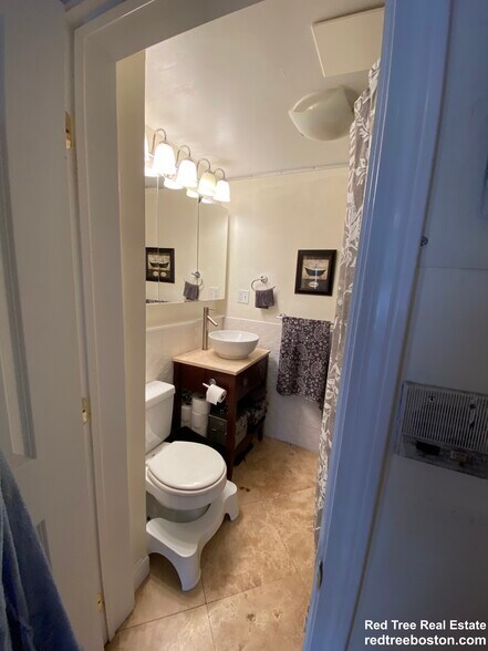 Building Photo - 55 St Stephen St