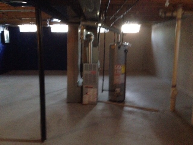 Building Photo - 16024 Hauss Ave