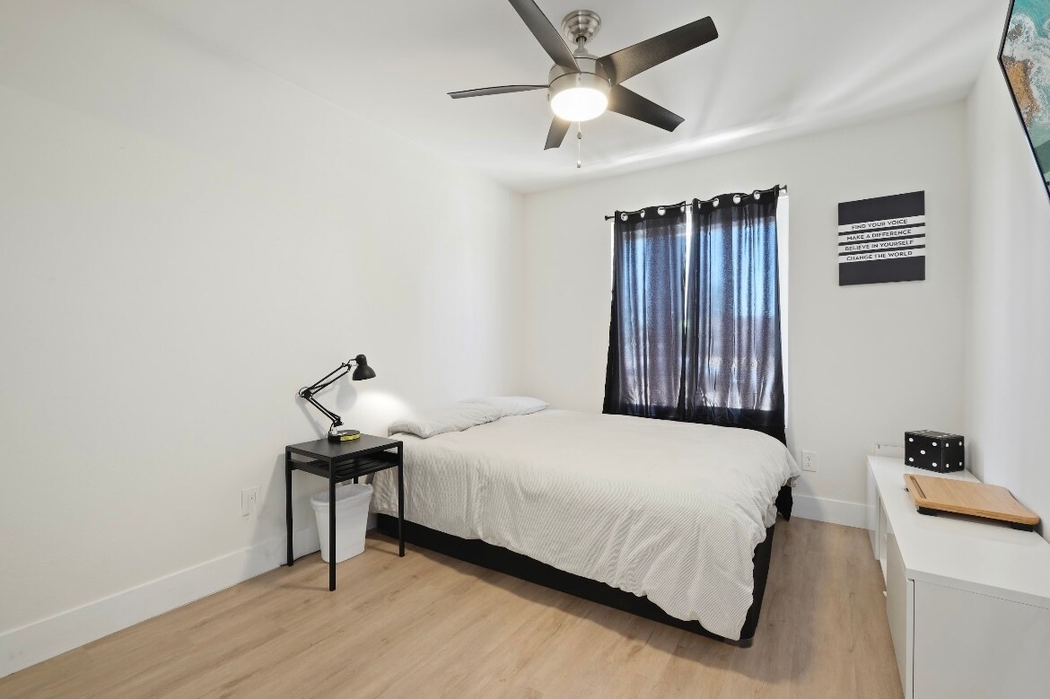 Building Photo - 895 Rutgers Ave