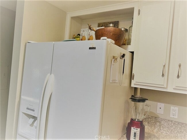 Building Photo - 2370 Via Mariposa W