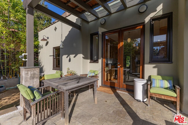 Building Photo - 3234 Ettrick St