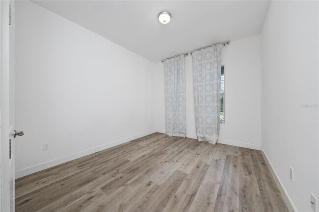 Building Photo - 7687 Bowery Dr