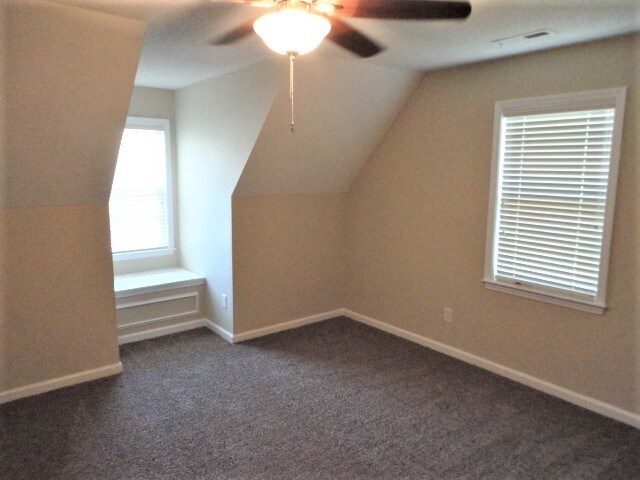 Building Photo - 85 Dove Pointe Ln