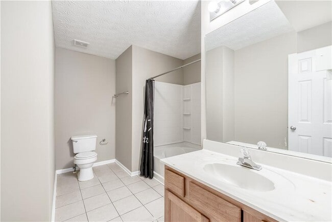 Building Photo - 2913 Vining Ridge Terrace