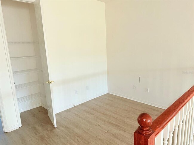 Building Photo - 10134 Willow Grove Ct